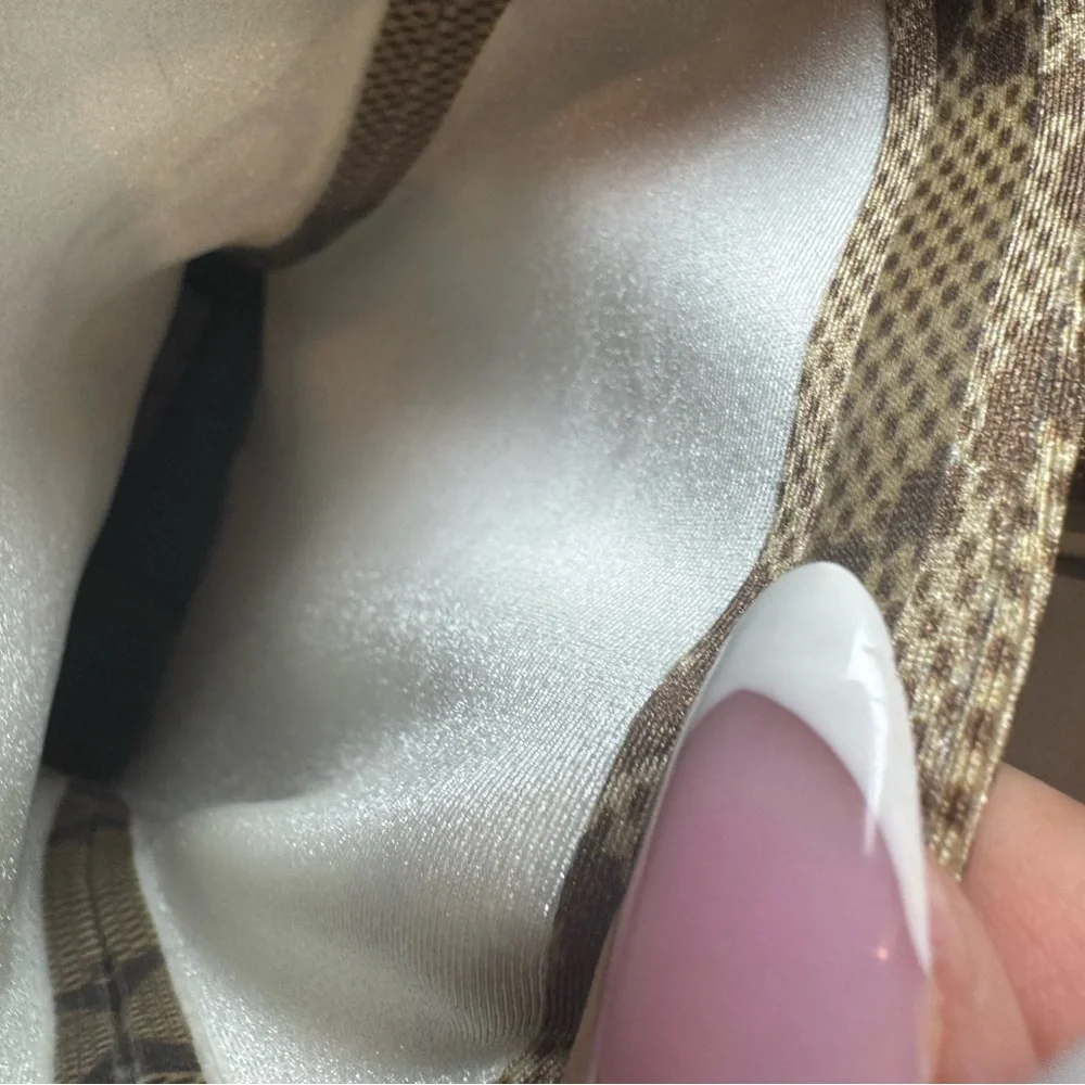 Gucci Brown Checkered Fabric - Picture 4 of 6